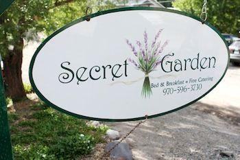 אוראיי Secret Garden Bed & Breakfast מראה חיצוני תמונה